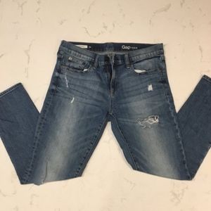 Gap Girlfriend ankle jeans 28 R